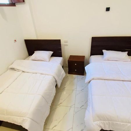 Villa Sun Wing - Guest House ลักซอร์ ภายนอก รูปภาพ