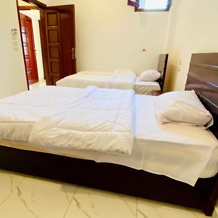 Villa Sun Wing - Guest House ลักซอร์ ภายนอก รูปภาพ